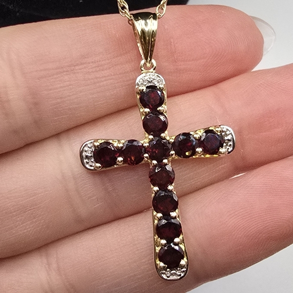 5Ct Round Cut Red Garnet Cross Pendant Gold Vermial 12 KT. G.F. Chain - Picture 3 of 5